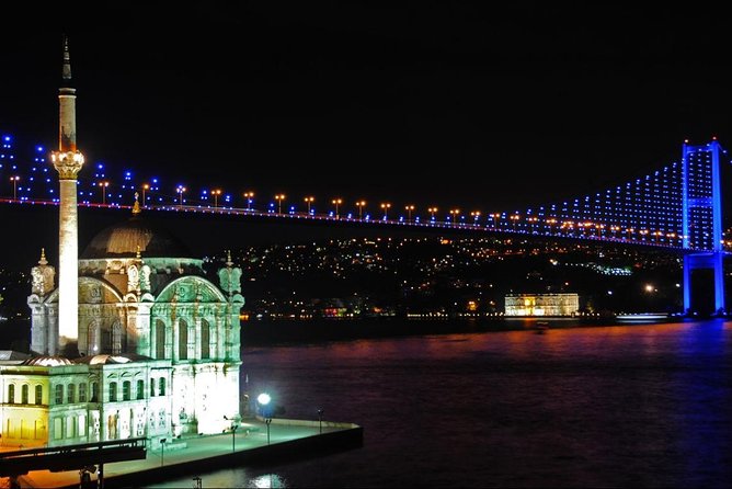 Istanbul Bosphorus Dinner Cruise and Turkish Night Show with DJ - The Itinerary Stops: Quick Photo Windows With Big Name Power