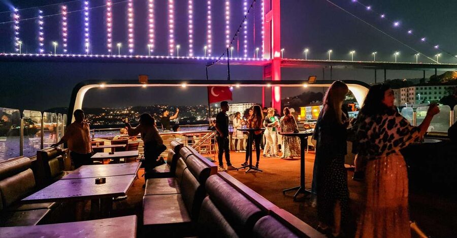 Istanbul: Bosphorus Dinner Cruise w/ Drinks & Entertainment - Getting to the boat: Yacht AMOR and pickup reality