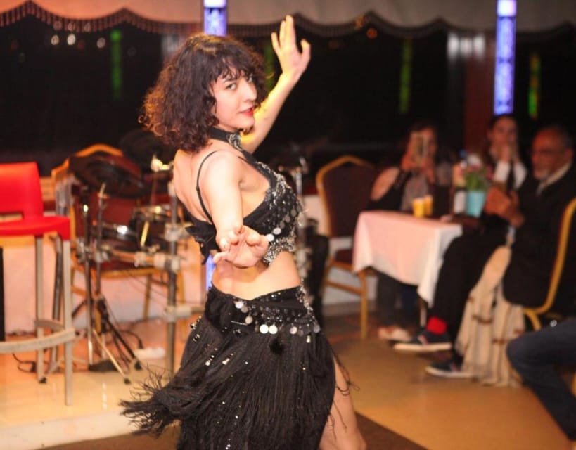 Istanbul: Bosphorus Dinner Cruise with Entertainment - Entertainment That Actually Fills the Whole 2.5 Hours