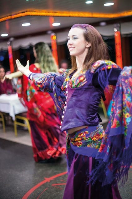 Istanbul: Bosphorus Dinner Cruise with Entertainment - Weather, Comfort, and How to Dress for a Boat Evening