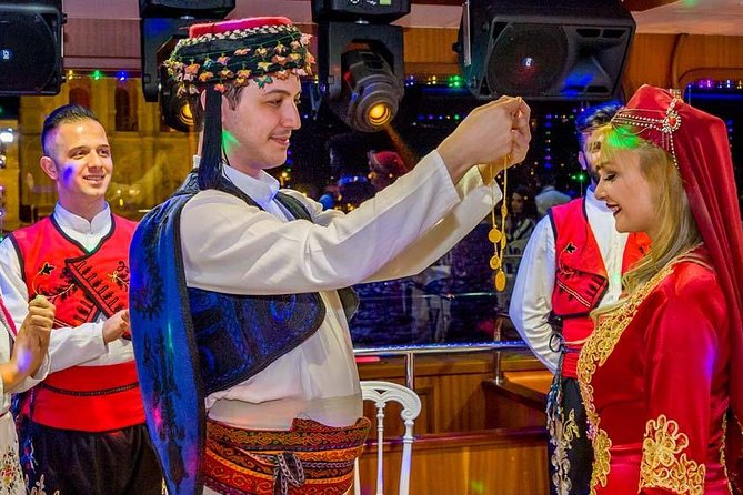 Istanbul Bosphorus Dinner Cruise with Turkish Show - The Turkish Show: Belly Dancers, Live Music, and the Crowd Factor