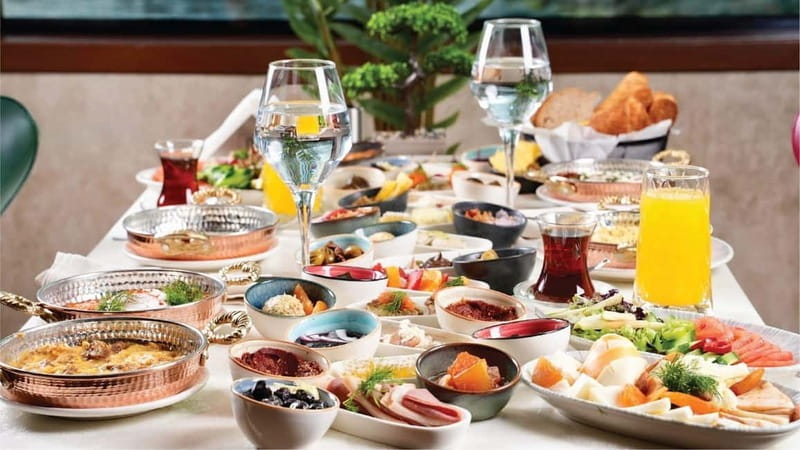 Istanbul: Bosphorus Morning Cruise with Breakfast - Key highlights to know before you go