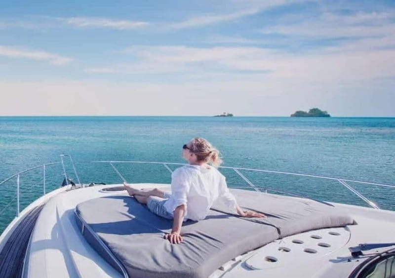 Istanbul: Bosphorus Morning or Sunset Yacht Tour with Snacks - Key highlights worth showing up for