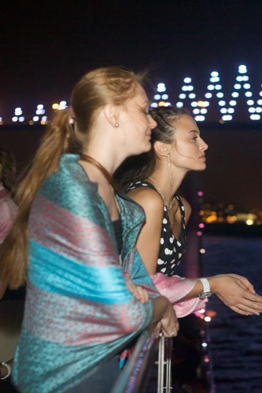 Istanbul: Bosphorus Night Dinner Cruise with Private Table - What it feels like in real time: pacing, service, and crowd vibe