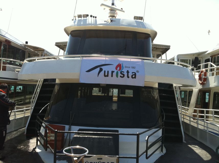 Istanbul: Bosphorus Sightseeing Boat Tour with Guide - Rumeli Fortress: A Different Kind of Istanbul View