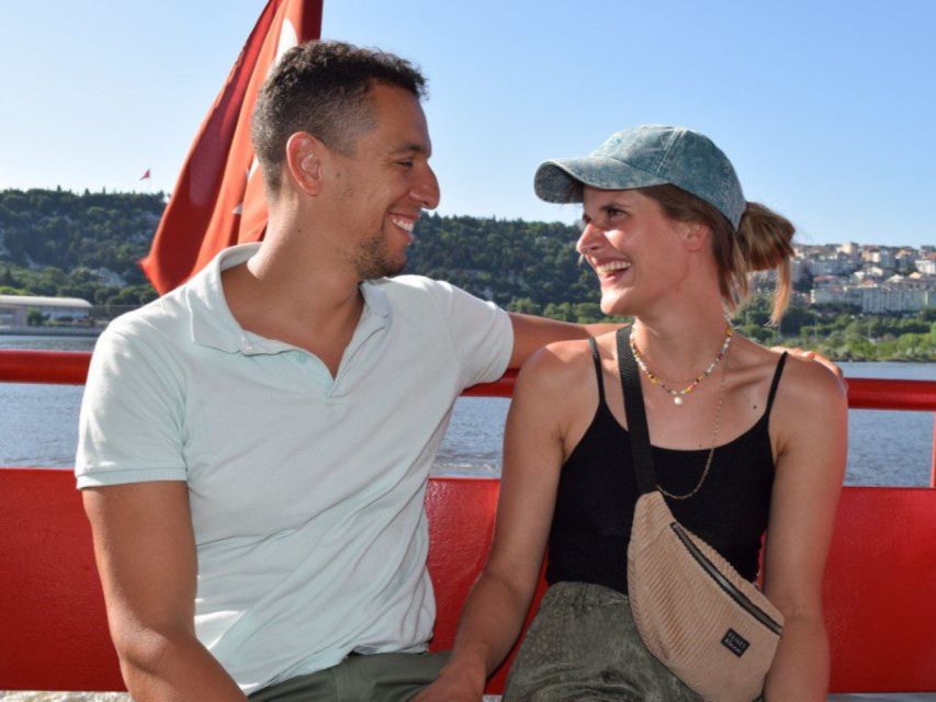 Istanbul: Bosphorus Sightseeing Cruise Tour with Audio Guide - Fortresses and bridges: the Europe to Asia mindset in one sail