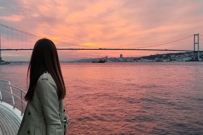 Istanbul Bosphorus Sunset Cruise with Wine on a Luxury Yacht - Asian shore highlights: Küçüksu, Beylerbeyi, and Maiden’s Tower