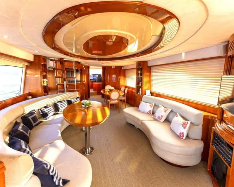 Istanbul: Bosphorus Sunset or Night Yacht Cruise & Transfers - When to Book: Best Fit for Your First or Mid-Trip Day