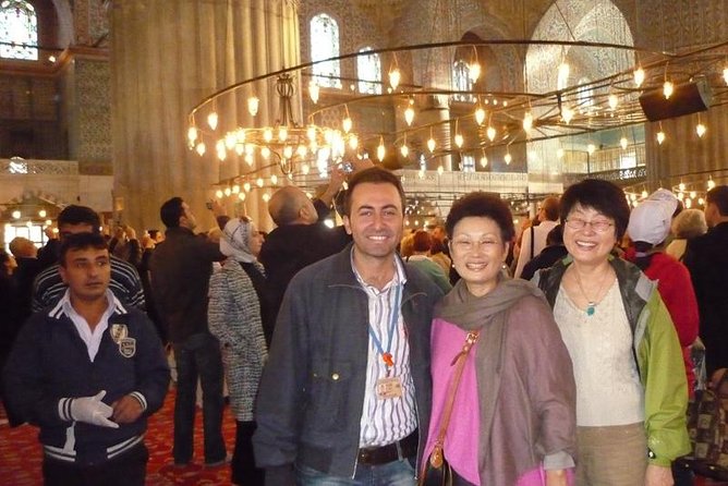 Istanbul Byzantine and Ottoman Tour: Hagia Sophia, Topkapi Palace, Blue Mosque and Grand Bazaar - Price and logistics: what you pay for, and what can surprise you