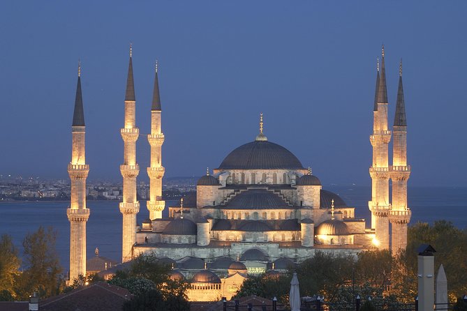 Istanbul Byzantine and Ottoman Tour: Hagia Sophia, Topkapi Palace, Blue Mosque and Grand Bazaar - Hippodrome: Cairo obelisk energy, Delphi serpentine vibes, and Wilhelm’s fountain
