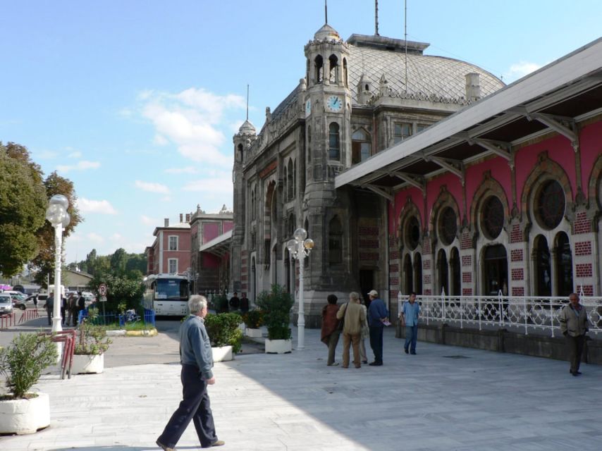 Istanbul: City Highlights Group Tour with Hagia Sophia Entry - Getting There and Finding the German Fountain Meeting Point