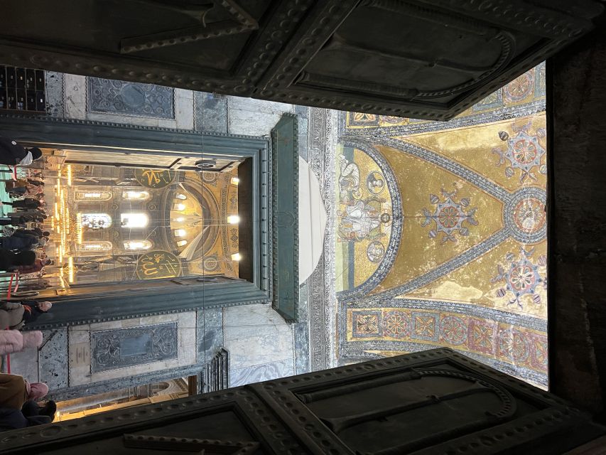 Istanbul: City Highlights Group Tour with Hagia Sophia Entry - Basilica Cistern: The Medusa Heads Moment