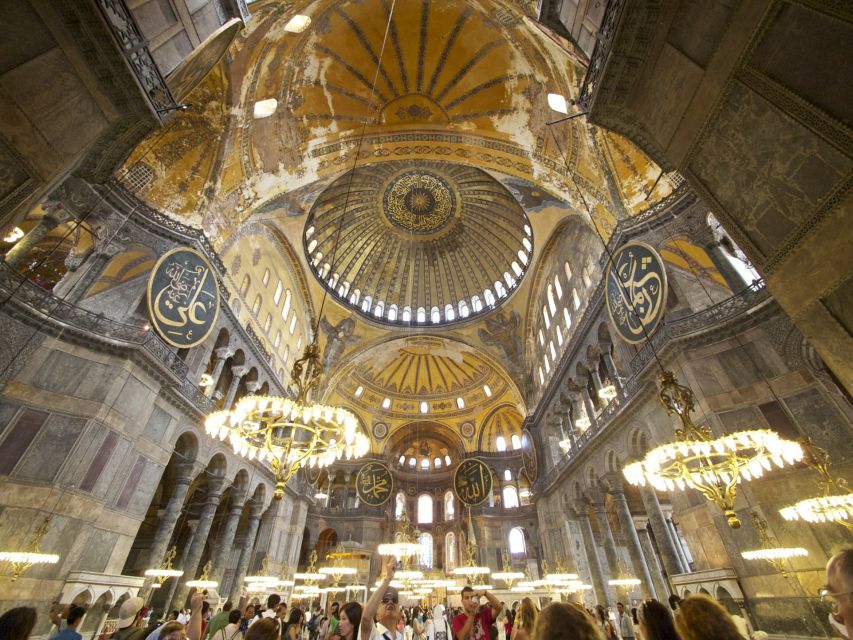 Istanbul: City Highlights Tour w/Hagia Sophia & Blue Mosque - Grand Bazaar Time: Guided Orientation Plus Real Free Shopping