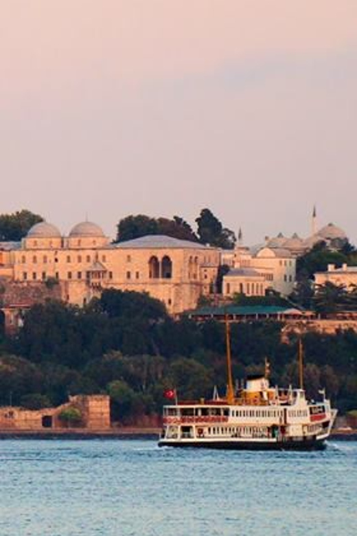 Istanbul City Sightseeing Tour & Turkish Dinner & Show - Topkapi Palace and Hippodrome: sultans, harems, and the arena vibe