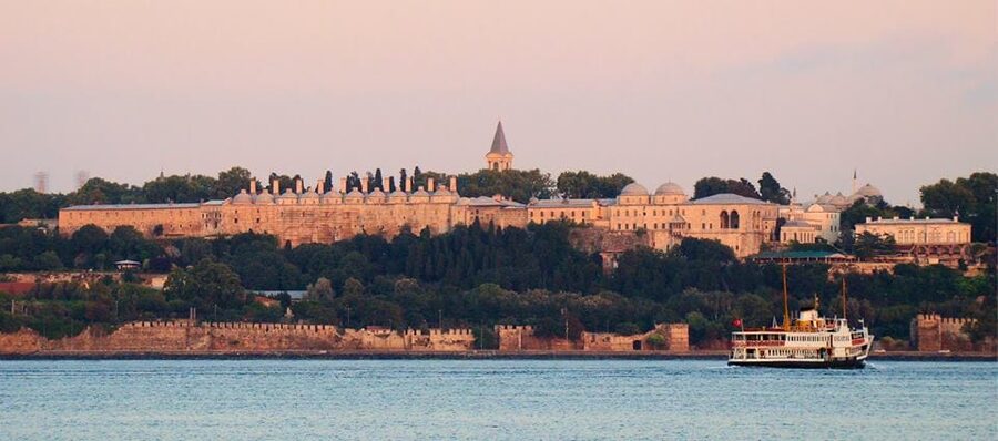 Istanbul City Sightseeing Tour & Turkish Dinner & Show - The two-hour leisure window: use it wisely