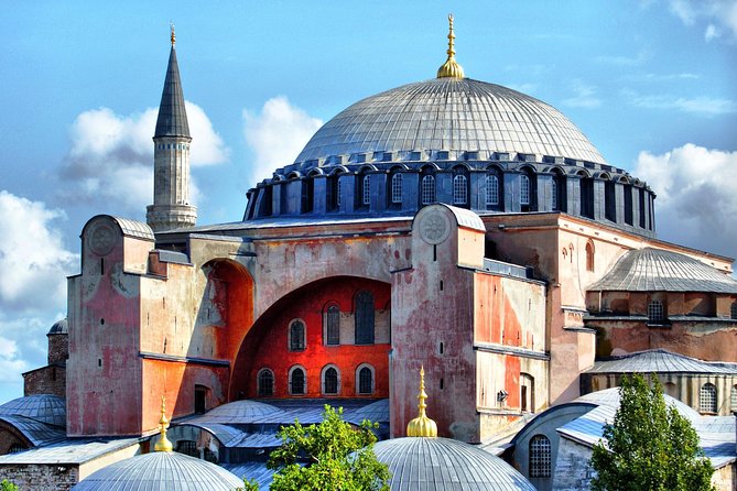 Istanbul Classics and Bosphorus Cruise Private Tour - Starting at the Blue Mosque: how the day actually flows