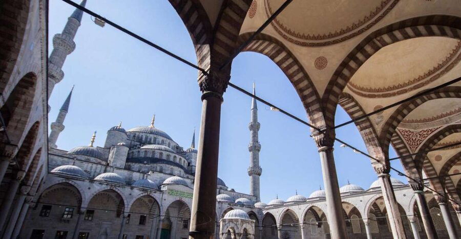 Istanbul Classics Tour - Hagia Sophia: What You Should Look For (And Why Lines Still Happen)