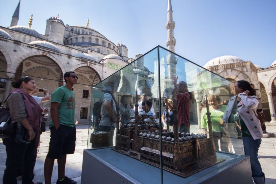 Istanbul Classics Tour - The Blue Mosque Stop: Inside Access Rules and Tile Detail