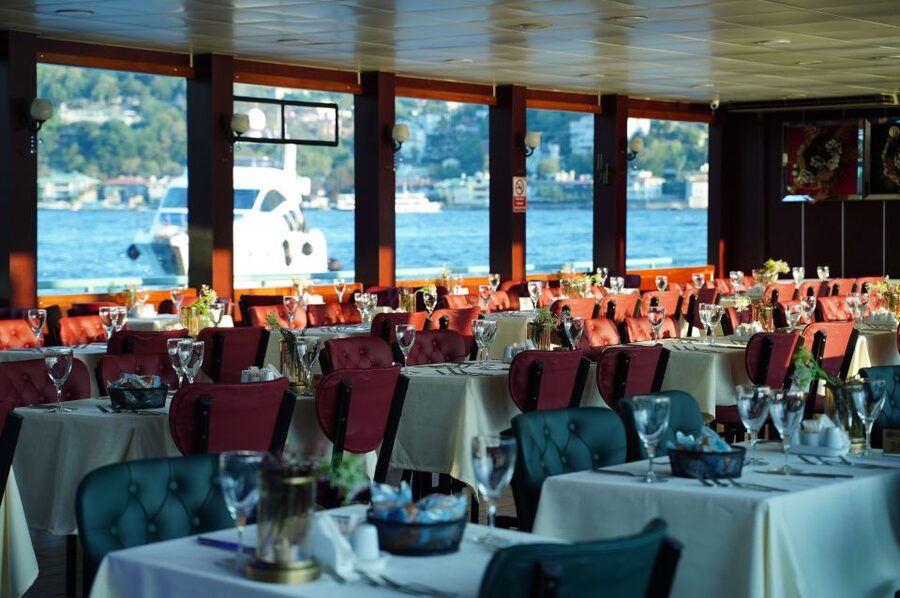 Istanbul: Dinner Cruise and Entertainment with Private Table - Your Private Table Dinner, Meze Menu, and Timing at Night