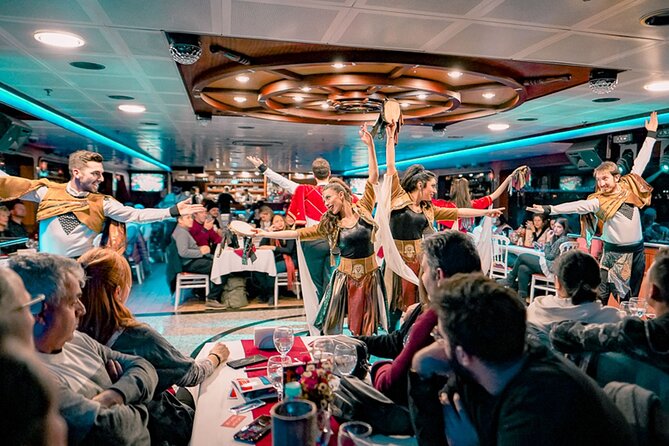 ISTANBUL: Dinner Cruise On The Bosphorus with Turkish night show - Dinner Service: What Your Meal Experience Looks Like