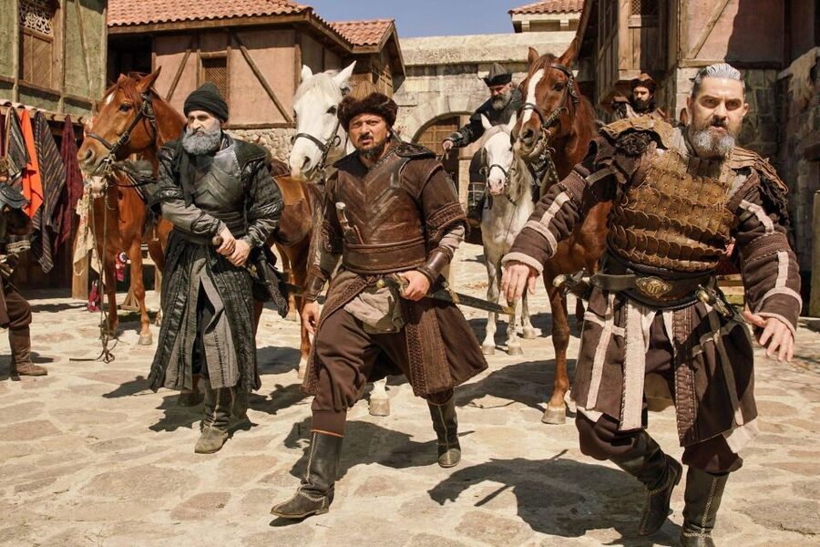 Istanbul: Ertugrul and Osman Ghazi Movie Set Tour with Lunch - Ertugrul Ghazi World: Tents, Camp Atmosphere, and Prayer-Time Respect