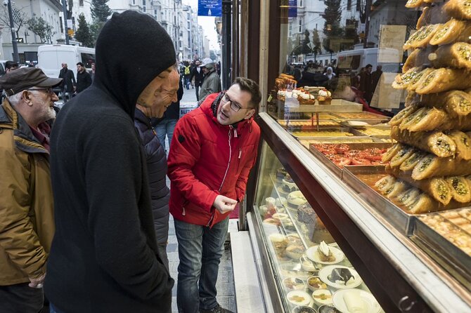 Istanbul Evening Food Tour: The Best Bites of Taksim and Karaköy - Practical tips for your evening (so you enjoy every stop)