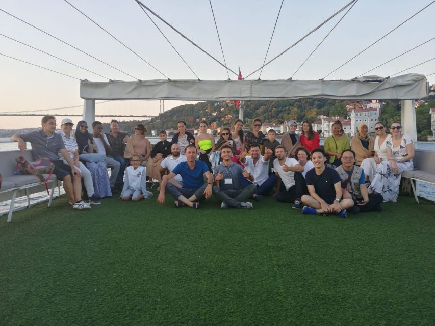 Istanbul: Explore Bosphorous on a Sunset Boat Cruise - The neighborhood sweep: Bebek, plus the quieter waterfronts