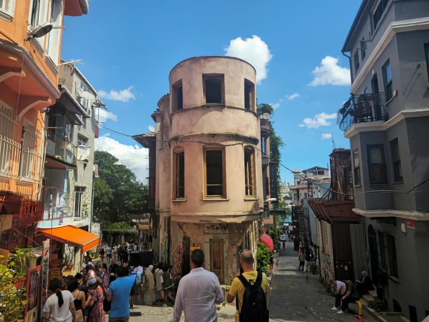Istanbul: Fener & Balat Guided Tour through Colored Streets - Getting to Fener Without Stress: Meeting Point and Simple Route Options