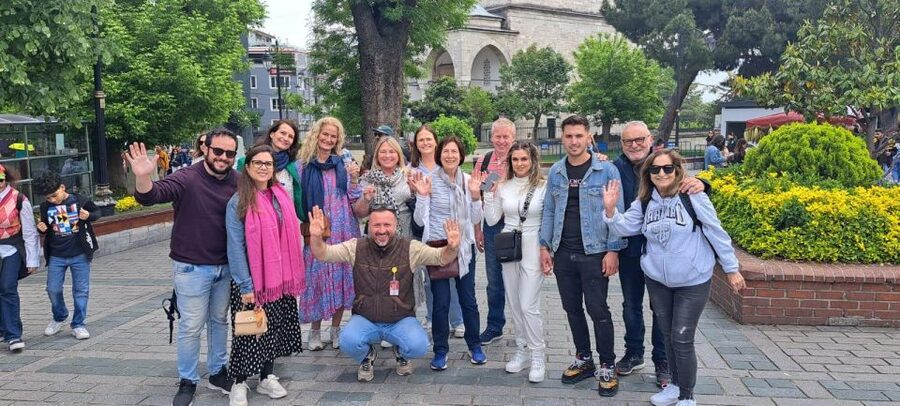 Istanbul: Full-Day City Highlights Tour with Lunch - Pickup, Timing, and The Real Pace on the Ground