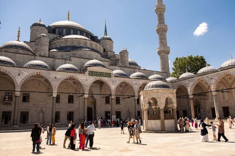 Istanbul: Full Day Private Guided Tour for Iconic Landmarks - Key highlights at a glance