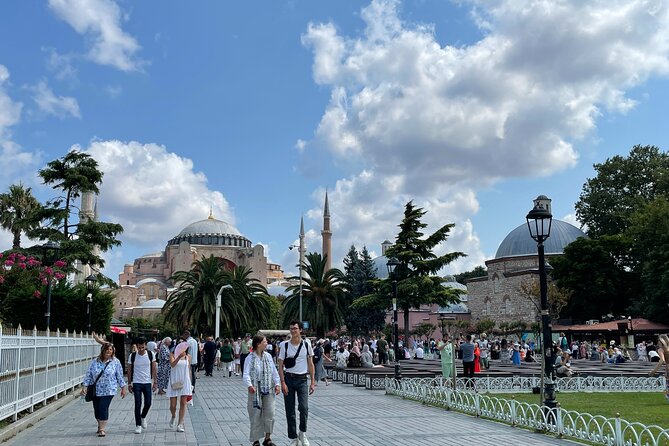 Istanbul Guided Tour Hagia Sophia, Topkapi, Cistern with Tickets - Basilica Cistern: Water, Columns, and the Upside-Down Medusa