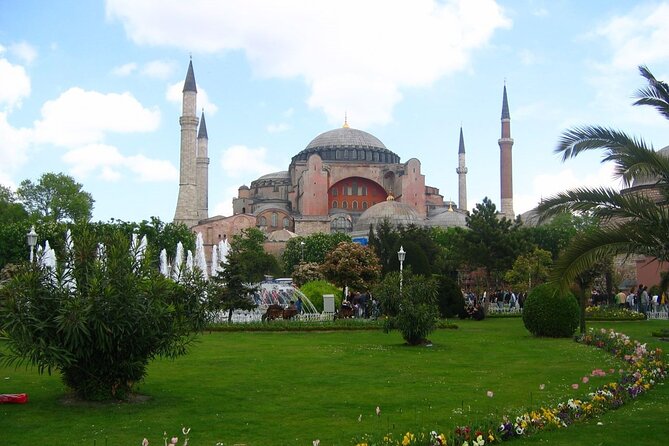 Istanbul: Hagia Sophia & Blue Mosque Guided & Small-Group Tour - Shopping stops and the sales factor: how to stay in control