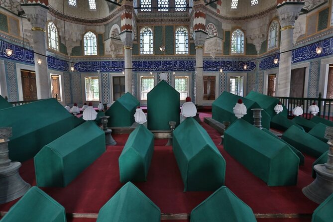 Istanbul: Hagia Sophia & Blue Mosque Guided & Small-Group Tour - Price and value: why $24.98 can still be a smart first-day plan