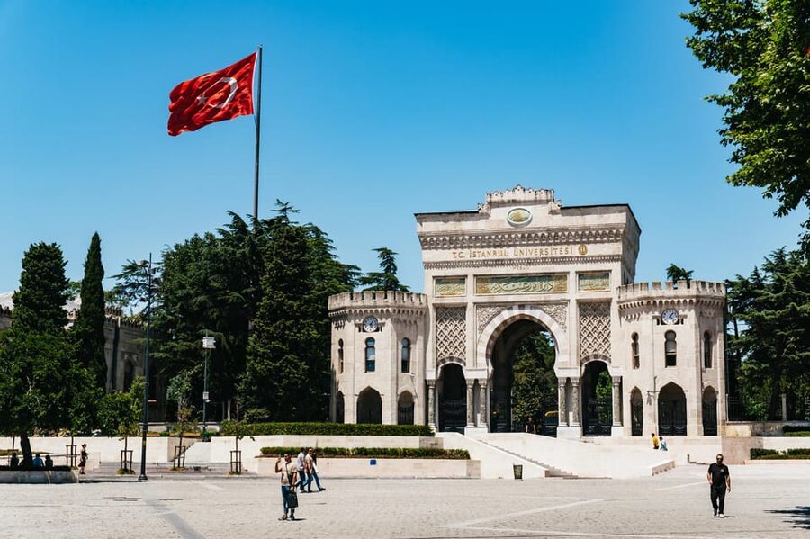 Istanbul: Hagia Sophia, Blue Mosque, Suleymaniye Mosque Tour - Hagia Sophia: More Than a Big Dome Photo Stop
