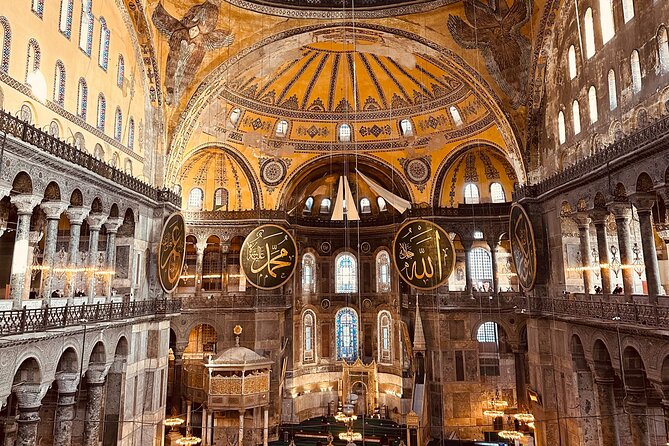 Istanbul Highlights Blue Mosque, Hagia Sophia, Cisterns and More! - Blue Mosque (Sultanahmet Mosque): Visit Time and What to Look For