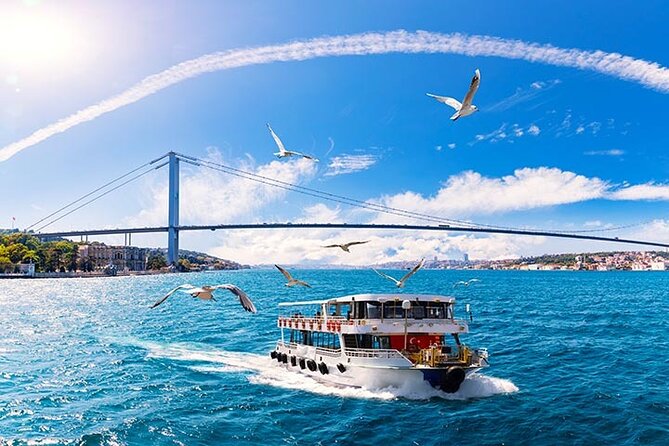 Istanbul Highlights Bosphorus Stops 1 +2 (Europe + Asia) - Golden Horn Scenic Drive, Then Misir Çarşısı (Spice Bazaar)