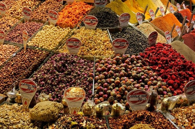 Istanbul Highlights: Small-Group Tour with a Local Expert - Basilica Cistern and Topkapi Palace: museum tickets and the value of smart timing