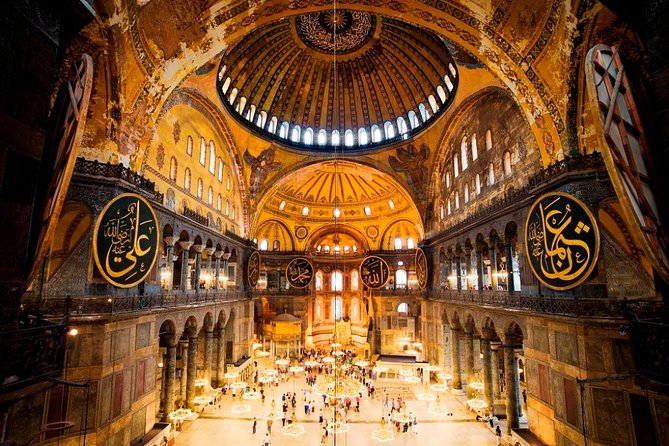 Istanbul Highlights Small-Group Walking Guided Tour - Optional Hagia Sophia access: plan for Friday timing and extra tickets