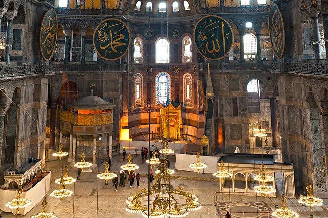 Istanbul Historical Tour with Guide, Lunch and Transfers - Hippodrome stops: Obelisk and Serpentine Column in under an hour