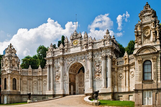Istanbul Islamic Heritage Tour: Sacred Tombs & Eyup Sultan Mosque - Eğrikapı and the tomb visit that links you to nearby historic neighborhoods