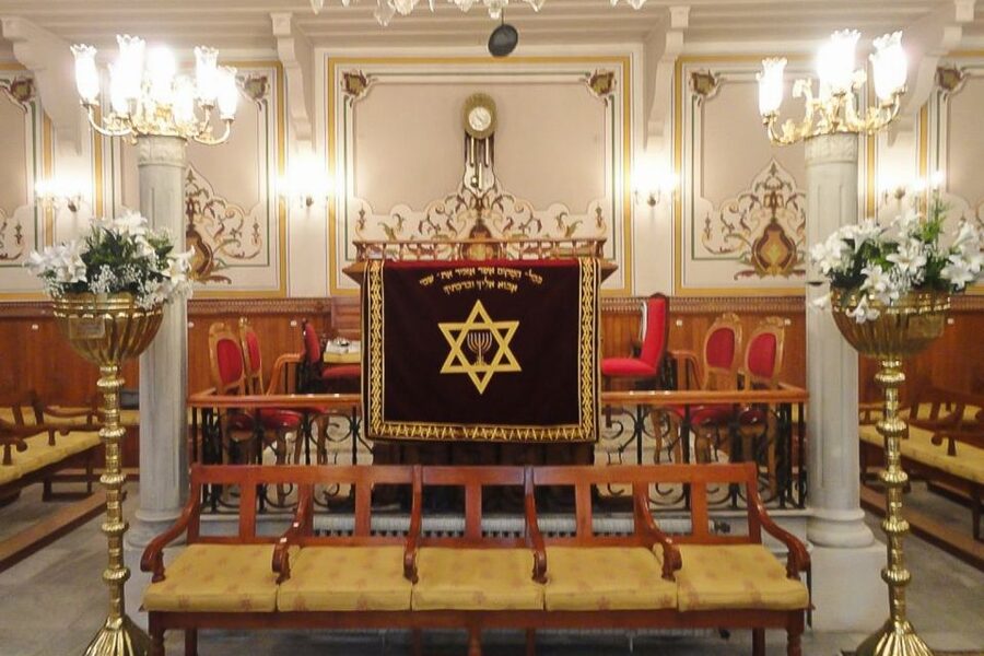 Istanbul: Jewish District 3-Hour Walking Tour - The Jewish Museum: old photographs that make the community readable