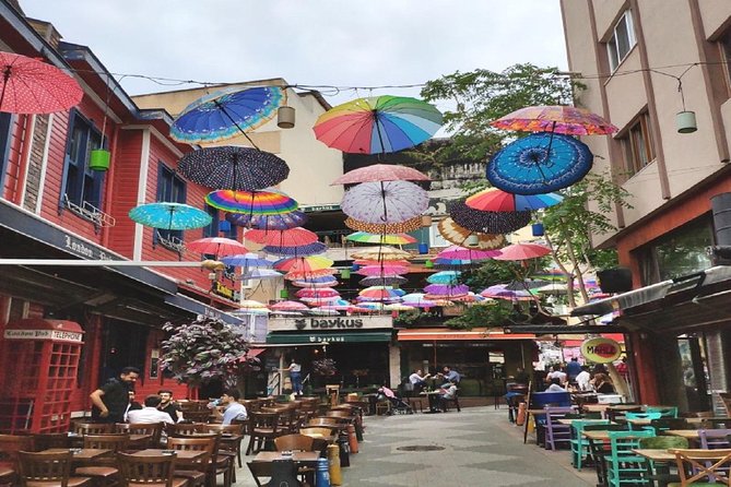 Istanbul Kadikoy Food Tour with 12+ Local Delicacies Tastings - The Small-Group Advantage (Max 12, Usually 10)