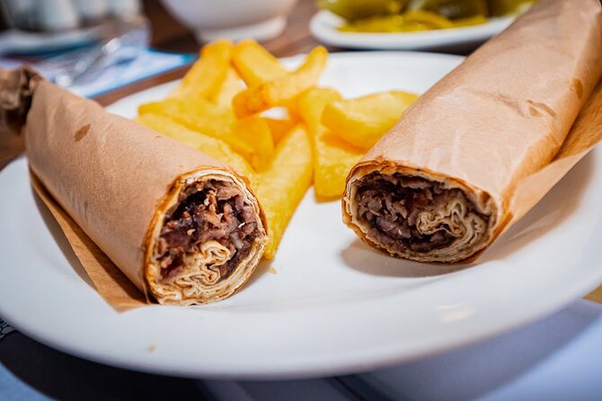 Istanbul Kadikoy Food Tour with 12+ Local Delicacies Tastings - Stop 2: Moda Caddesi Watching Pide Get Made