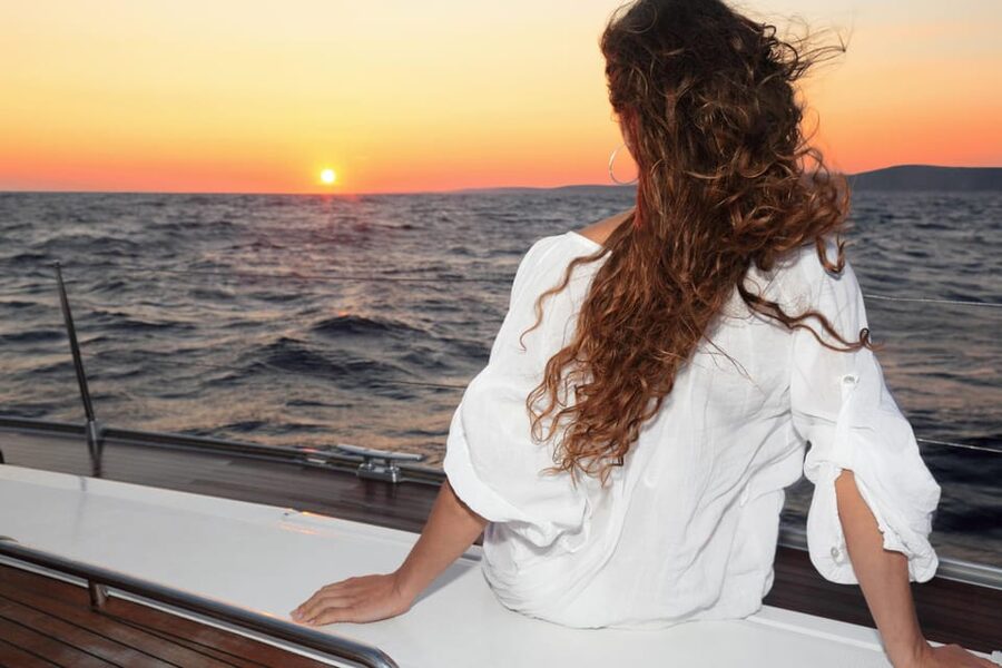 Istanbul: Morning or Sunset Cruise with Guide and Snacks - Should you book this Bosphorus yacht cruise?
