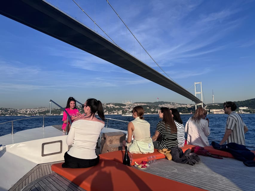Istanbul: Morning or Sunset Cruise with Guide and Snacks - Snacks, drinks, and DJ music: the part that keeps it easy