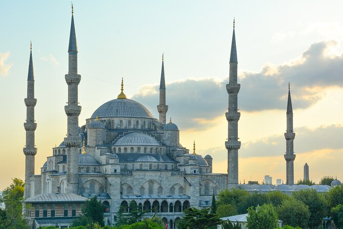 Istanbul Mosques Walking Tour: Hagia Sophia and Blue Mosque - Guide Quality Is the Difference Between Seeing and Understanding