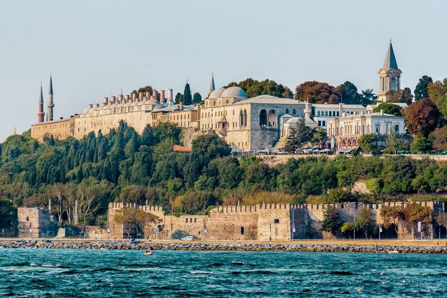 Istanbul: Old City Full-Day Tour with Lunch and Hotel Pickup - Price and logistics: where your $77 goes