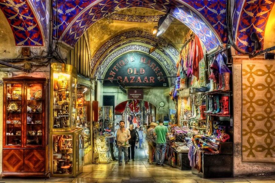 Istanbul: Old City Full-Day Tour with Lunch and Hotel Pickup - Grand Bazaar: 4000 shops, guided structure, and bargain reality