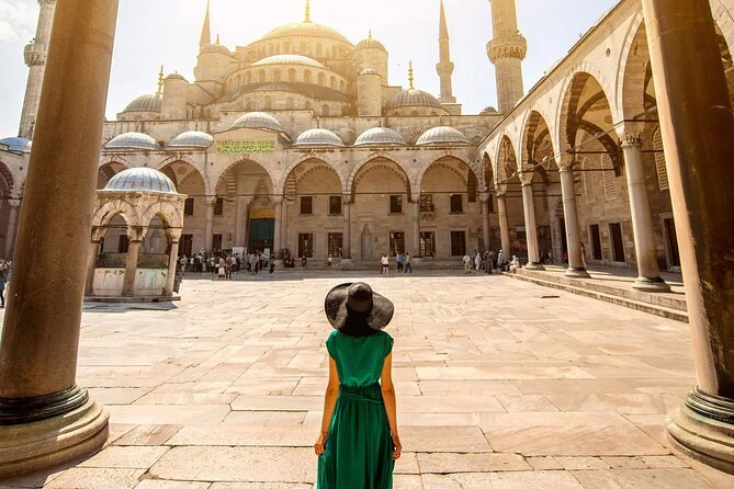 Istanbul Old City Guided Walking Tour - Hagia Sophia Grand Mosque: Byzantine Meets Ottoman in Real Time