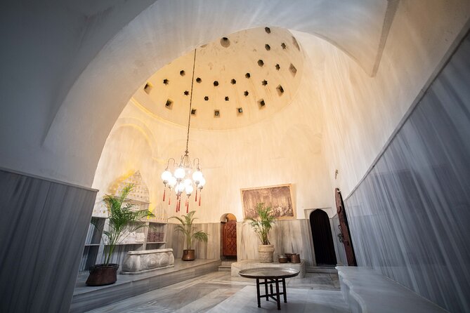 Istanbul Old City: Ottoman Hamam Experience with Foam Massage - Foam Massage and Traditional Scrubbing: What It Feels Like